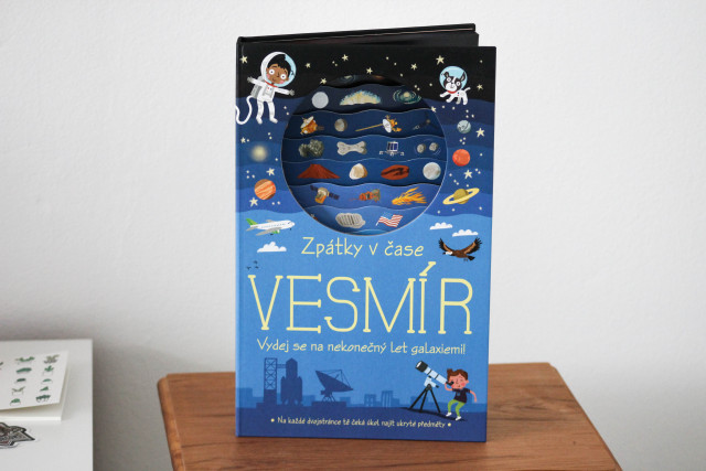 Vesmír